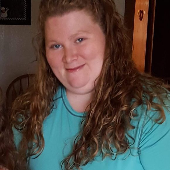 Meet your Posher, Danielle - Picture 1 of 1